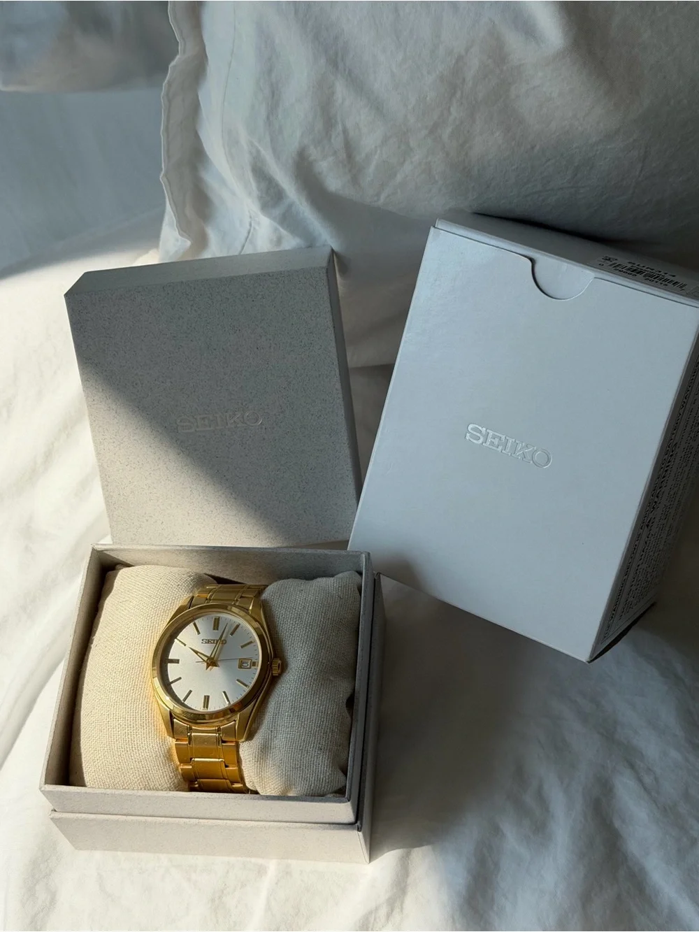 Seiko Gold and White Men's Dress Watch